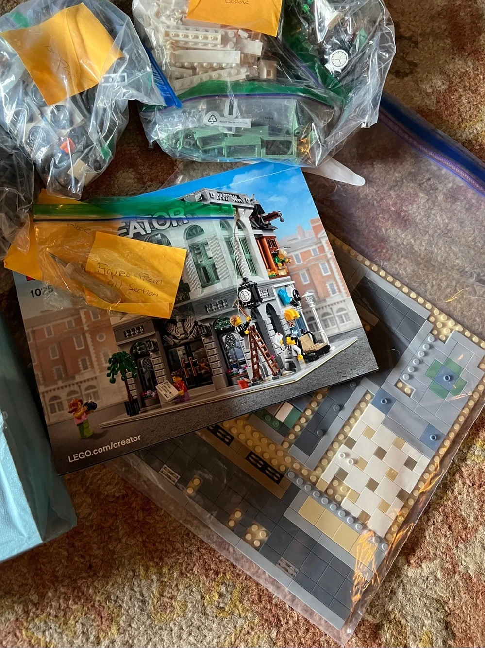 Lego Creator Expert Brick Bank 10251 Construction Set